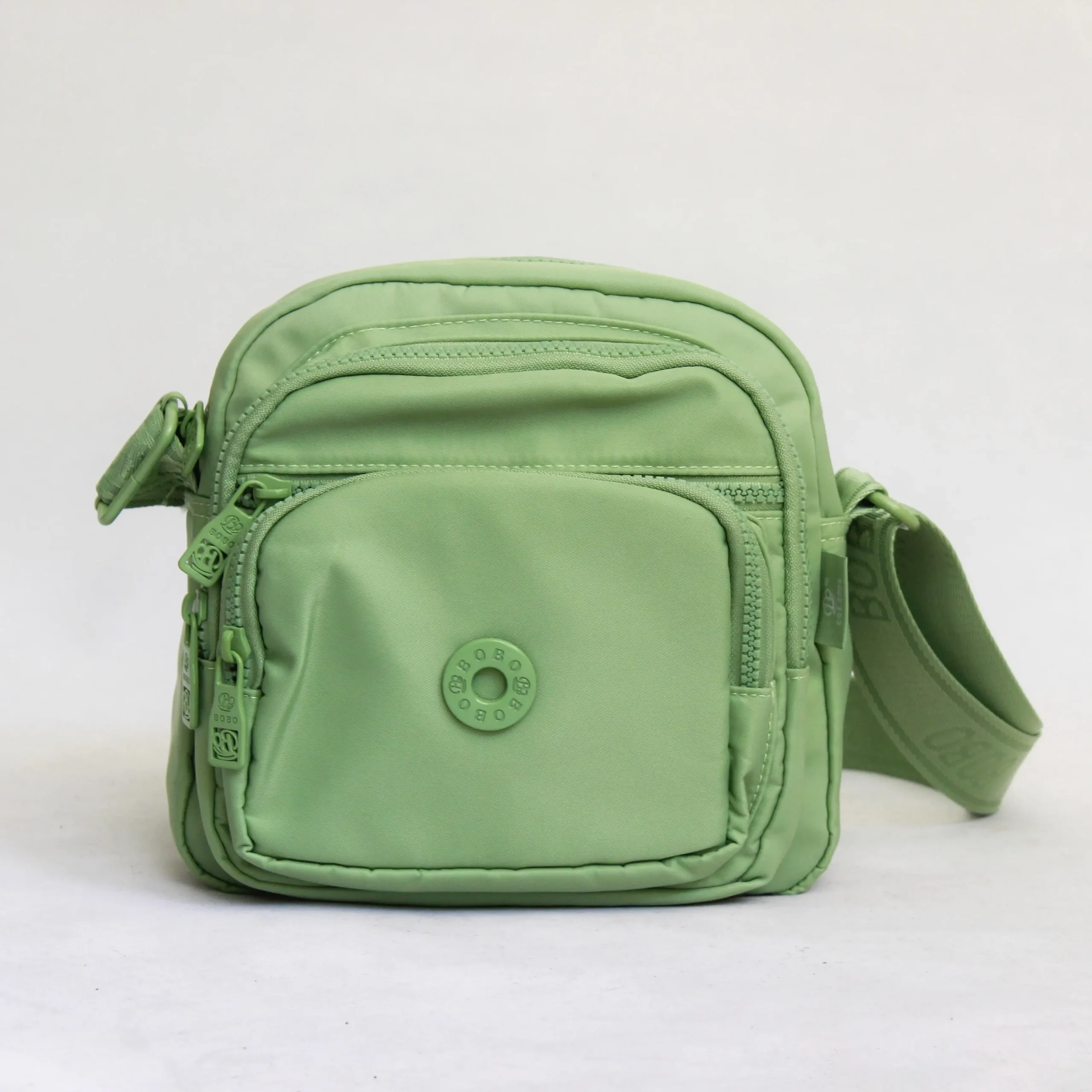 مدل روما با رنگ سبز ملایم کد ۲۸۰۱<span class="codevz-product-category-after-title">کیف دوشی</span>