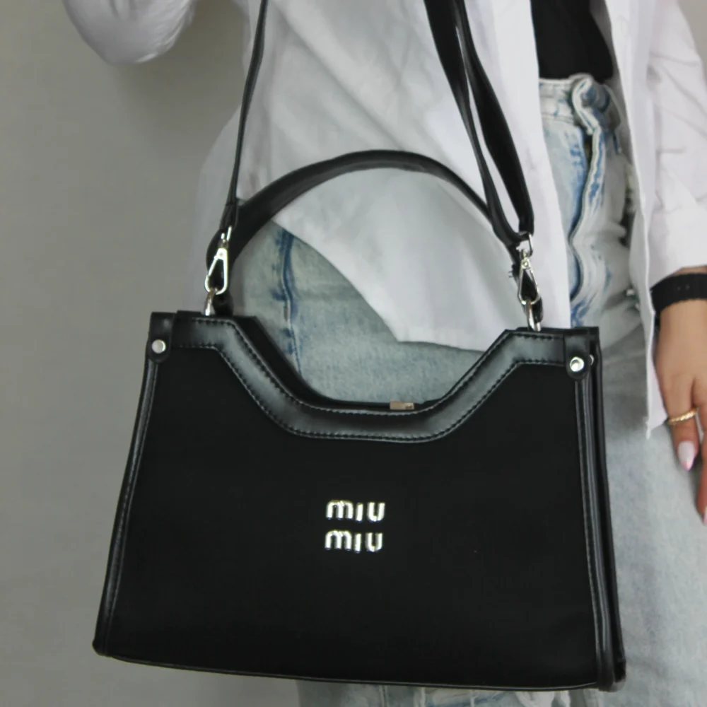 کیف دستی  زنانه miu miu  رنگ  کرم    کد ۴۸۰۲ - Image 3