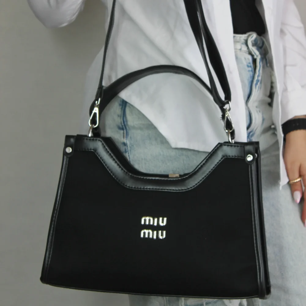 کیف دستی  زنانه miu miu  رنگ  مشکی   کد ۴۸۰۱ - Image 3