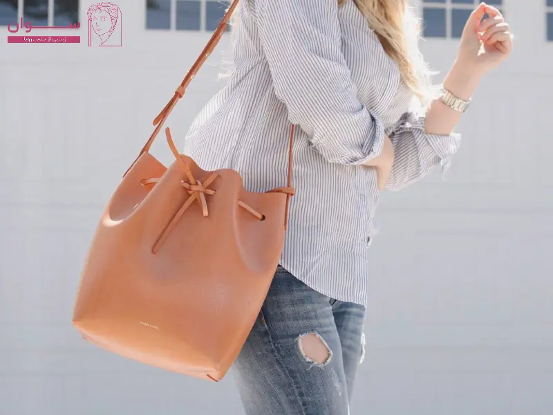 چطور کیف بزرگ را به درستی با لباس ها ست کنیم