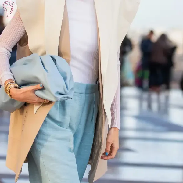 کدام سایز کیف برای استایل روزمره مناسب‌تر است؟