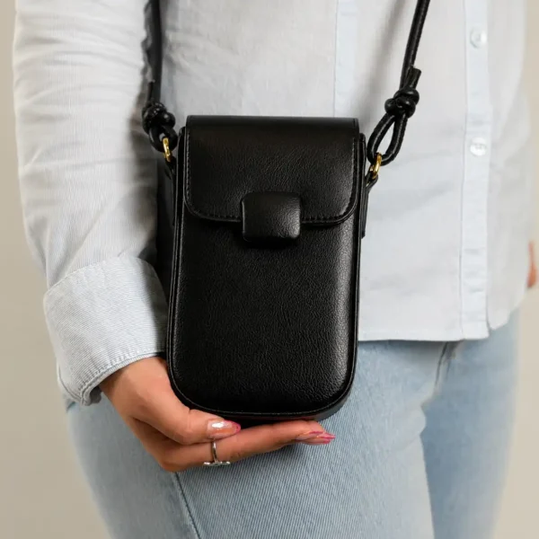2B5BBB16 D807 44E5 979D 71A48B4د393D1 600x600